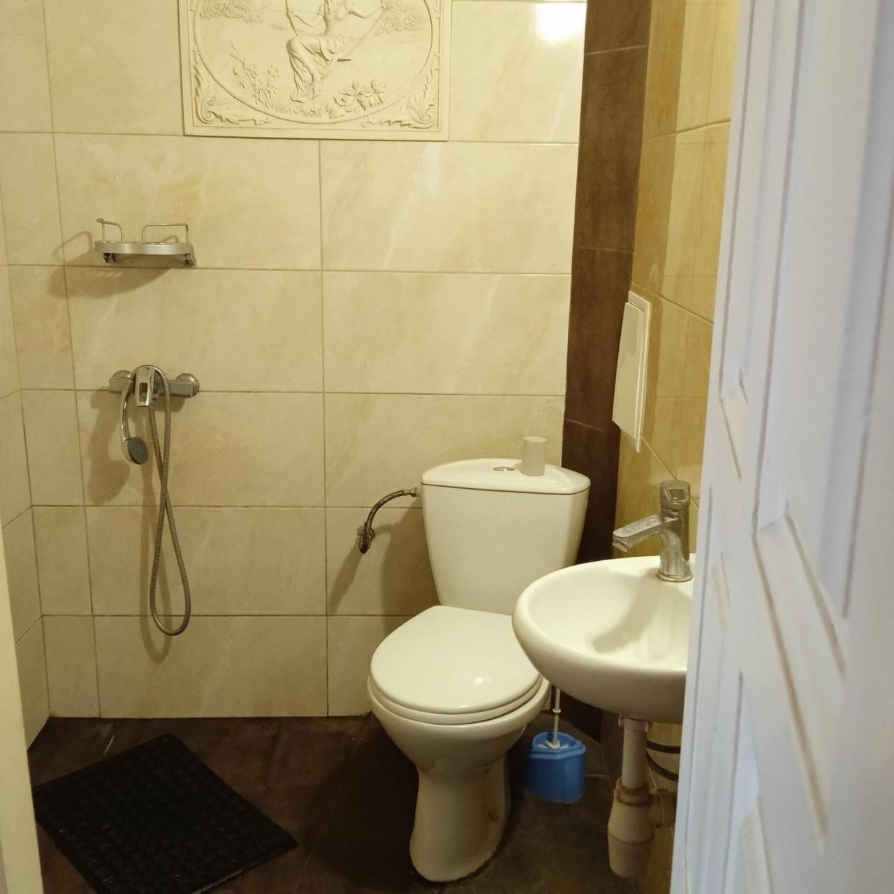 Апартаменти В Парку Umanʼ Exterior foto